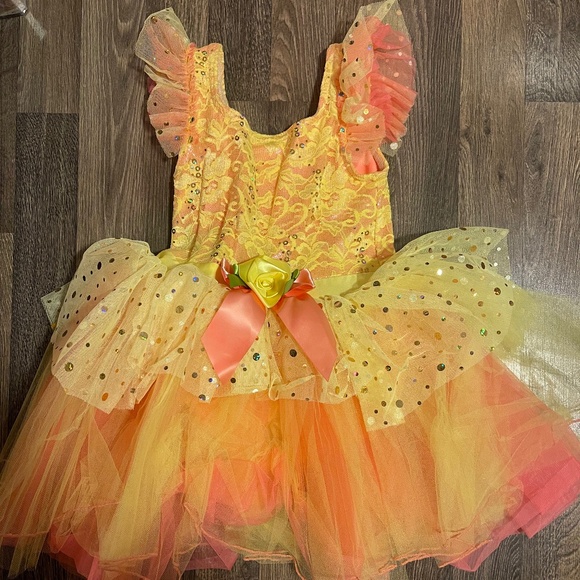 Ballet Costume - Picture 2 of 2